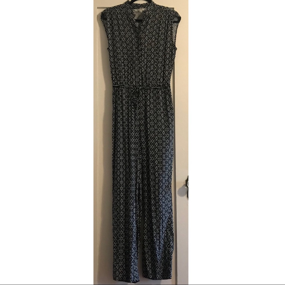 MAX STUDIO Jumpsuit Geo Print Size XS
